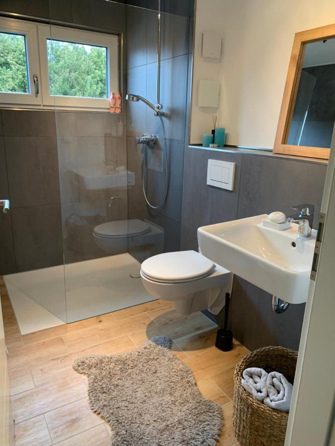 Tiny Cubus Villa Osterhofen Eksteriør billede